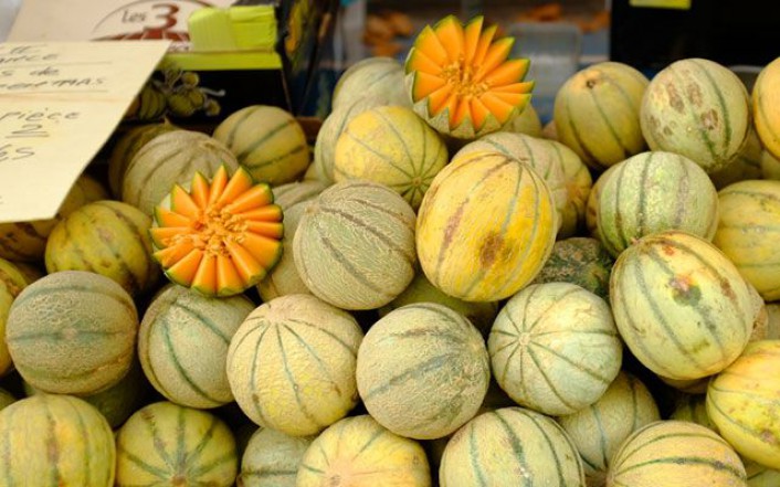 Provençaalse markt Saint-Raphaël