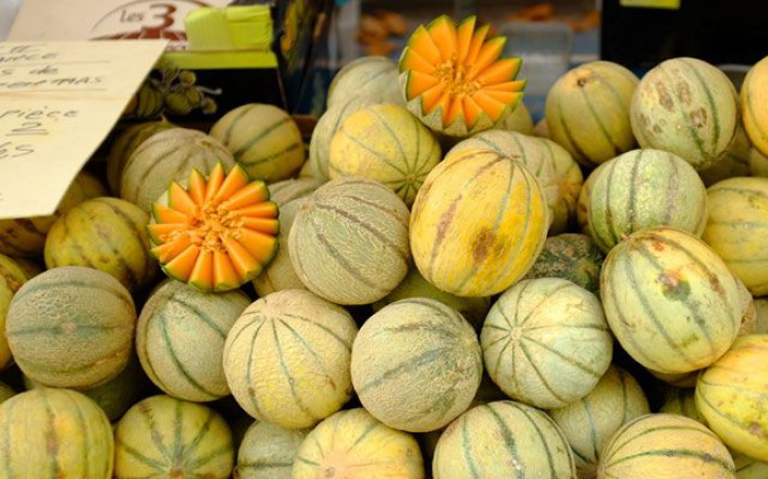 Provençaalse markt Saint-Raphaël 