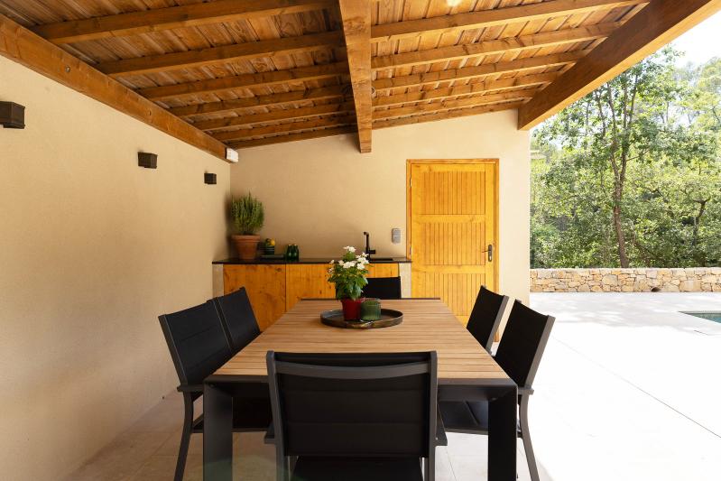 Poolhouse