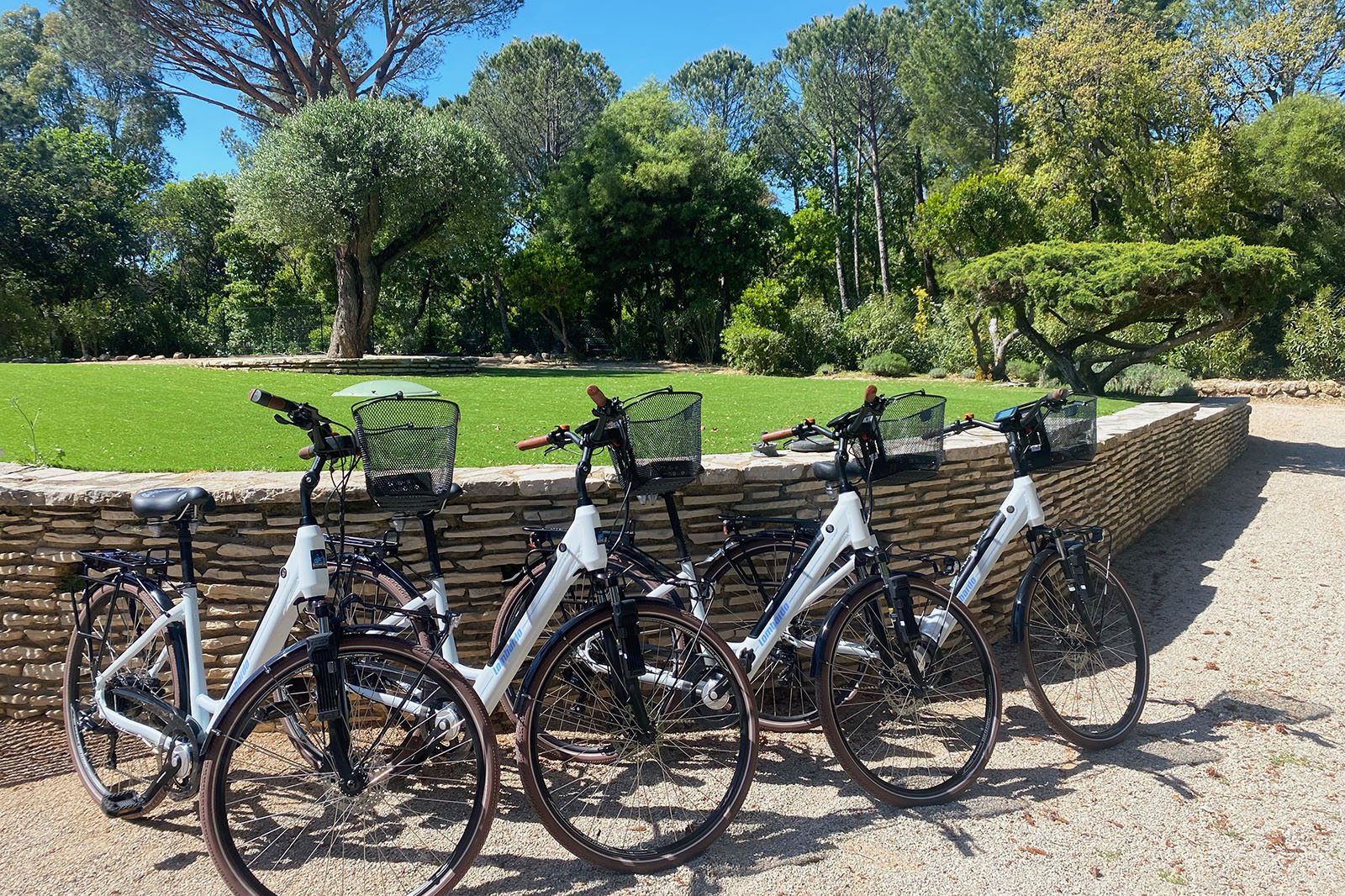 Electrische fietsen om naar Saint Tropez te fietsen
