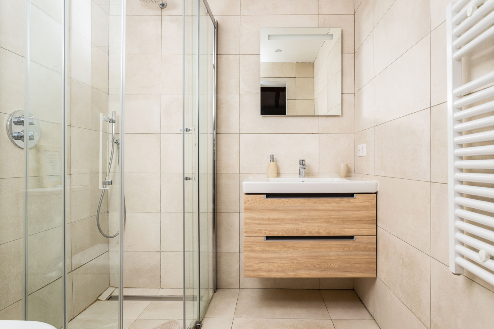 Badkamer slaapkmr beg grond